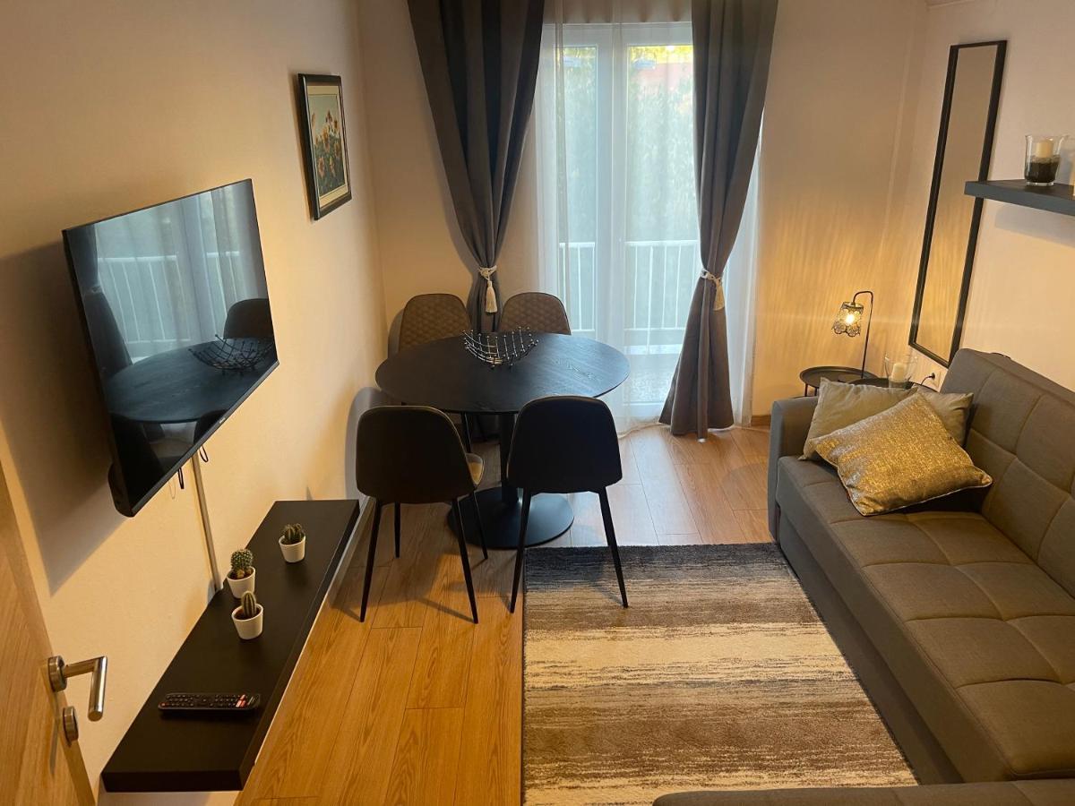 סלוניקי Luxury Furnished Apartment, Near The Center Gallery 55 מראה חיצוני תמונה